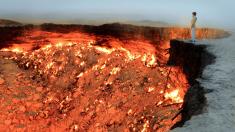 Brána do pekla: Sověti zapálili jámu, ta tu hoří desítky let