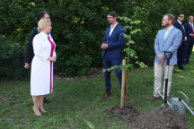 Zuzana Čaputová, Botanická zahrada