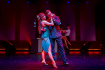 Love2dance, Divadlo Hybernia