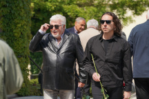 Milan Drobný, Richard Sacher
