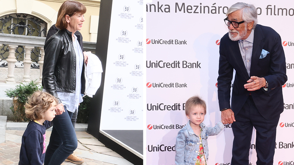 Děda chyběl! Vnučka Jiřího Bartošky už jen s babičkou. Jitka Čvančarová zdravila Vary z balkonu